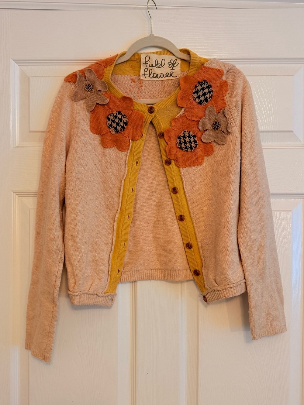 Field Flower Beige Cardigan with Orange Floral Appliqué